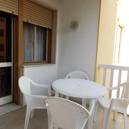 Apartamento Spacious With Side Sea View Bibione